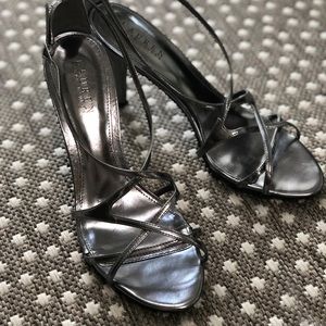 Lauren by Ralph Lauren Heels Grey/Silver Size 10